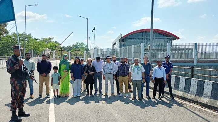 রামগড় স্থলবন্দর উন্নয়নকাজ পরিদর্শনে বিশ্বব্যাংকের প্রতিনিধি দল